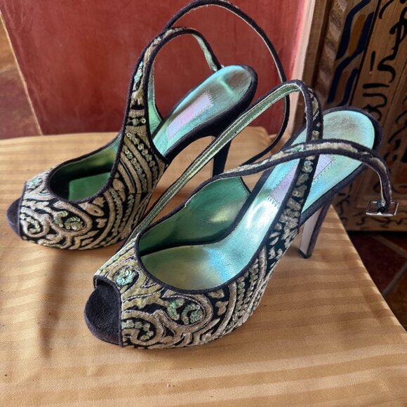 JLO by Jennifer Lopez Embroidered Sequin Slingback Heels Date Night Size 7 NWOT - Picture 3 of 10